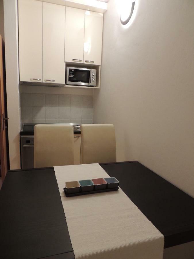 Apartments Villa Aurora Ražanac エクステリア 写真