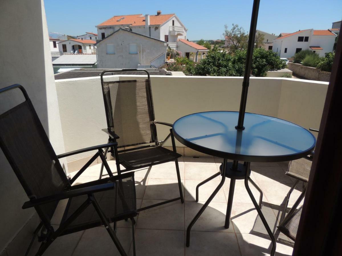 Apartments Villa Aurora Ražanac エクステリア 写真